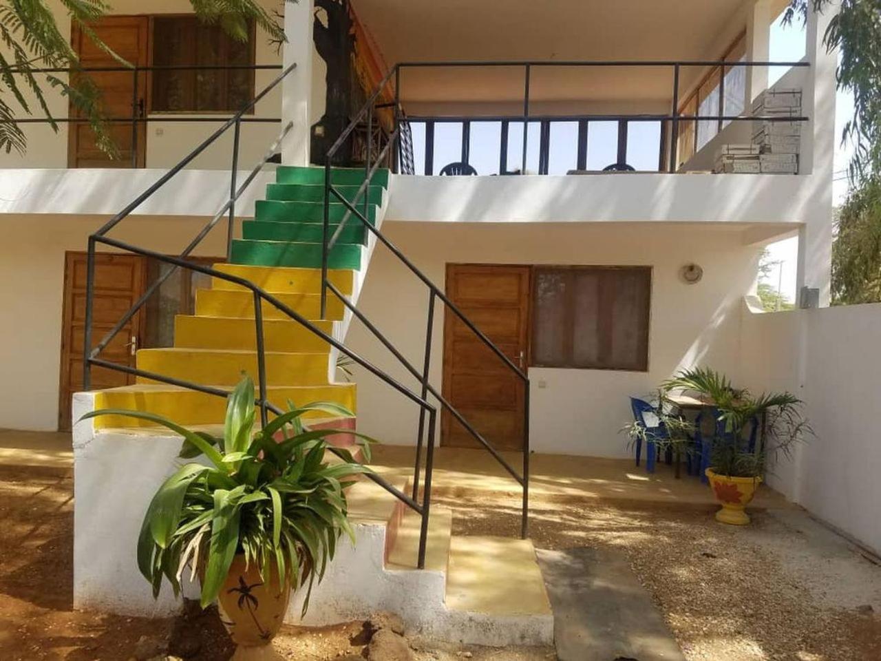 Al Jannah Hotel Сомоне Екстериор снимка